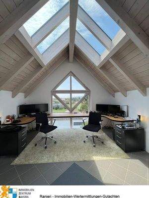 Büro im Obergeschoss