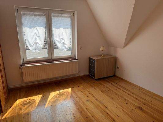 Weiteres Schlafzimmer ...