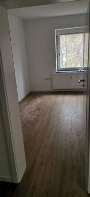 Bild 2, Blick ins Kinderzimmer.jpg