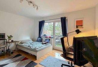 Wohn-/Schlaf-/ Essbereich