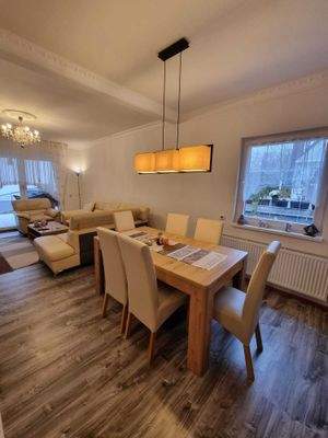 Essbereich u Wohnzimmer