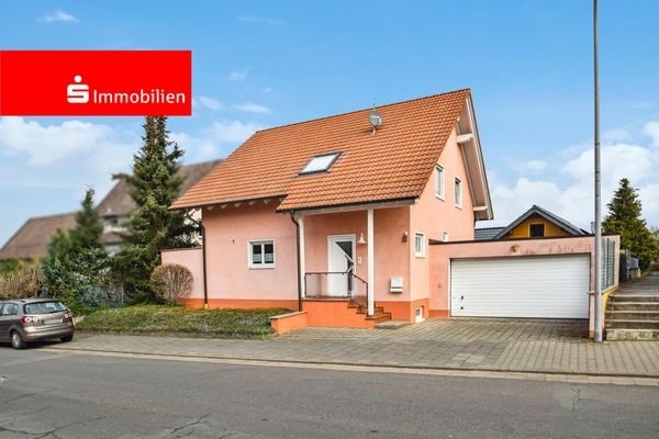 Straßenansicht