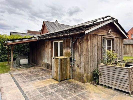 Ausgebautes Gartenhaus