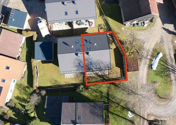 Haushälfte mit Grundstück