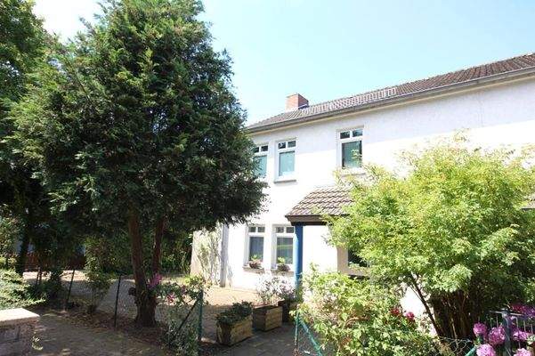 AdW 13 Hauseingangsseite