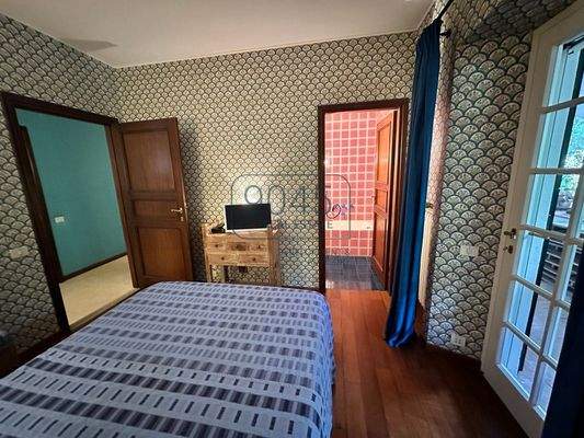 Exklusive Villa mit Pool in der Pineta di Roccamare an der toskanischen Küste