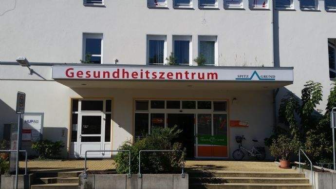 Frontansicht Gebäude