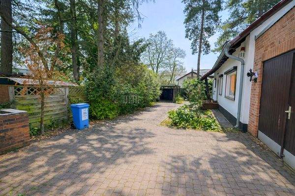 Gepflegter Eingangsbereich