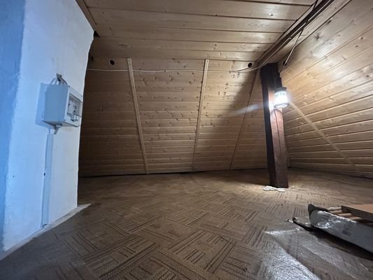 Stauraum im Dachgeschoss