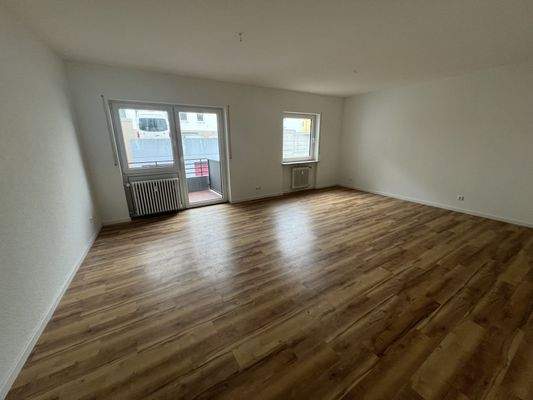 Wohn-/Ess-/Schlafzimmer