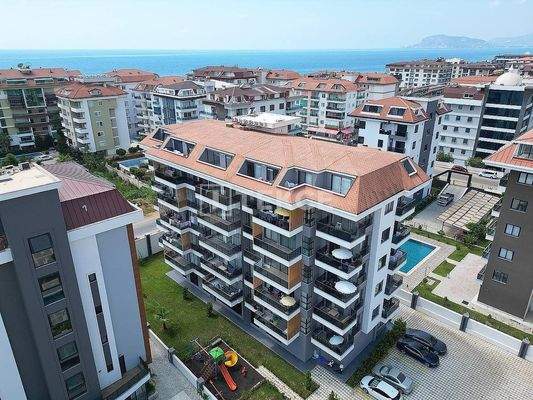 Centrally-Located Flats 100 m from the Sea in Alanya Kestel