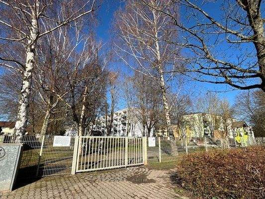 Wohnen mit Sicht auf Spielplatz