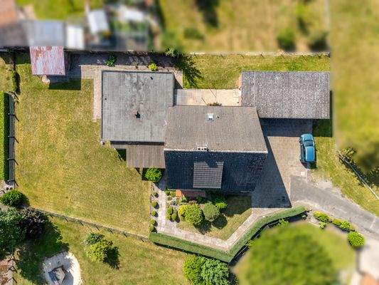 Gesamter Gebäudekomplex