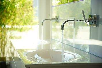 Elternbad mit Zugang zur Dachterrasse