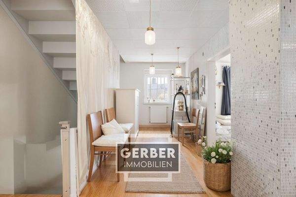 21kl 1. OG, Flur - Flur, Landhaus - (KI generiert)