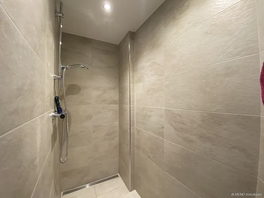 39b Hauptbad1