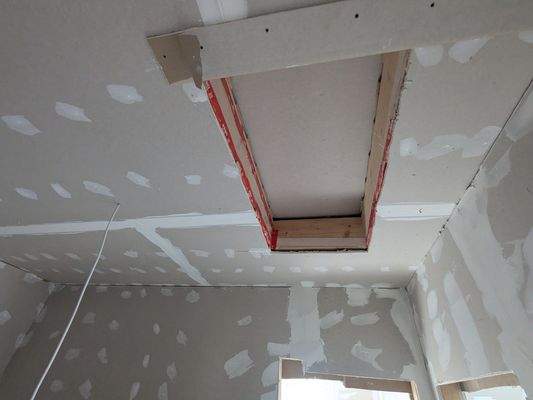 Zugang zum Spitzboden.