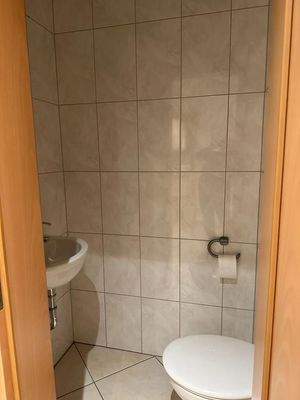 Traumhafte, frisch renovierte Wohnung mit Balkon und eigenem Stellplatz in bester Lage.