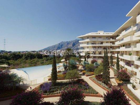 Apartments 3.7 Km from the Sea in Los Pacos Fuengirola