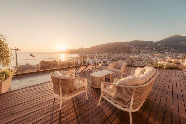 Chic Apartments with Picturesque Sea Views in Alanya