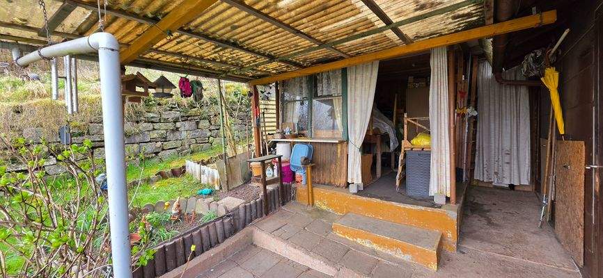 überdachter Sitzplatz