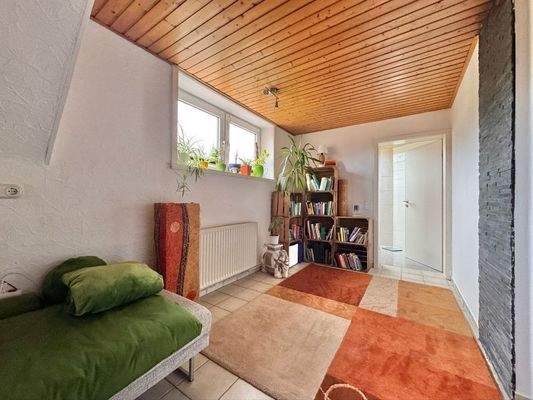 ... mit Durchgang zum...