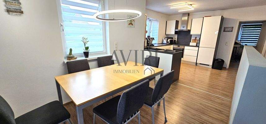 EG_Esszimmer in Küche