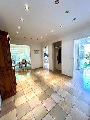 Diele mit Esszimmeransicht