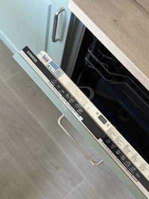 Hochwertige Elektrogeräte in der Einbauküche