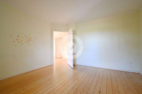 Erdgeschoss - Schlafen 2 (Blick 1)