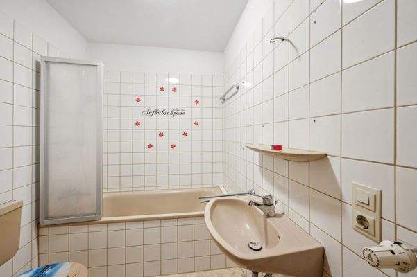 Haus 18 1.OG Badezimmer