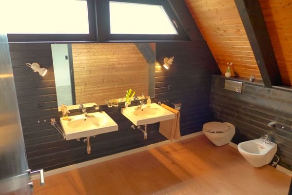 Badezimmer DG