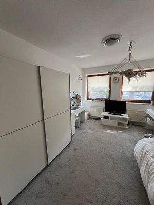 Kinderzimmer_1_Wohnung_1.OG (2)