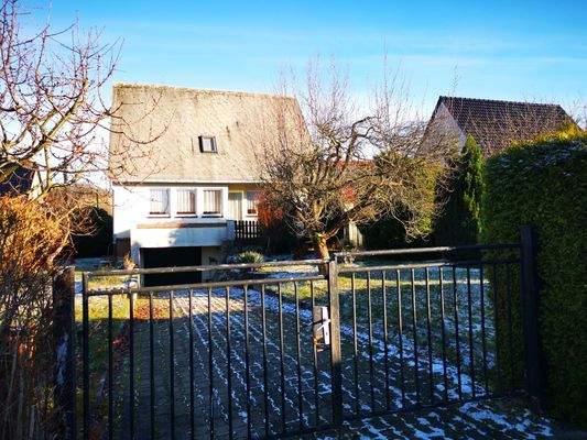 Gebäude,- Grundstücks- Ansichten (1).jpg