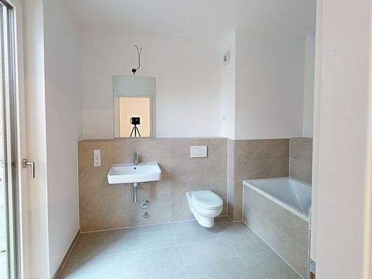 Ensuite Wannenbad (1)