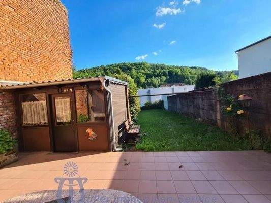 3_Garten, Gartenhaus.JPG