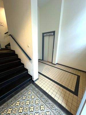 Eingang Praxen und Wohnen