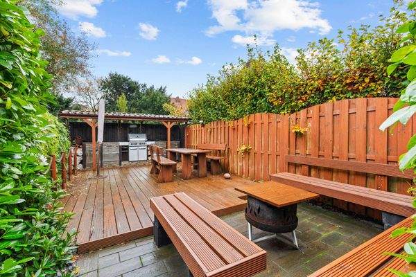 Eingewachsener Garten