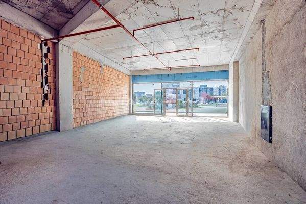 Shop with Investment Opportunity in Viva Defne Project in Antalya