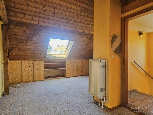 viel Platz im Dachgeschoss