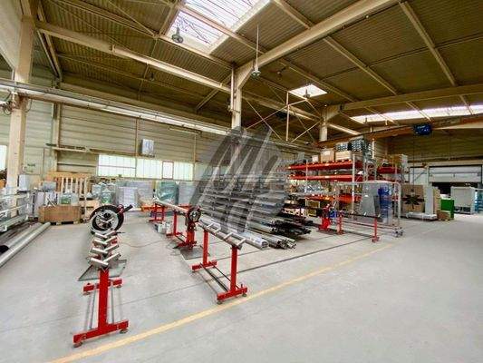 INFOS UNTER: 06171-586000