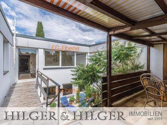 Istzustand: Blick vom Atrium-Ein-/ausgang