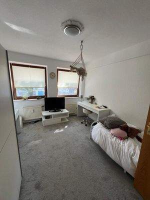 Kinderzimmer_1_Wohnung_1.OG (3)