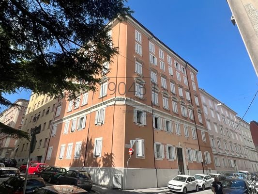 Renditeobjekt: "Palazzo" oder Zinshaus in sehr guter Lage in Triest