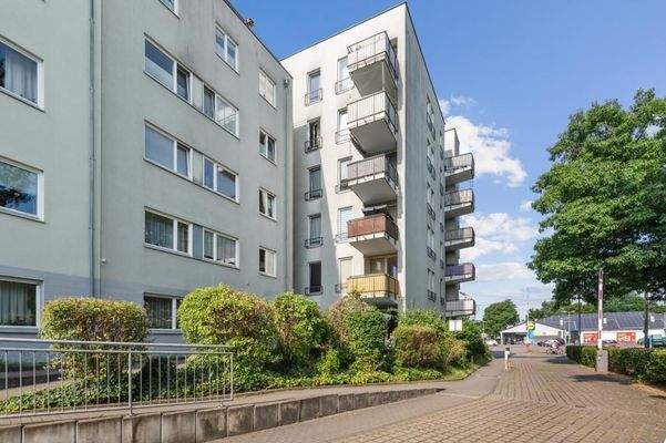 ruhig gelegener Balkon 2. OG