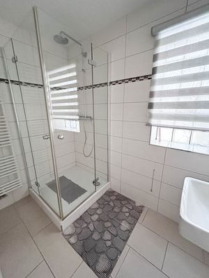 Bad 4-Zimmer-Whg