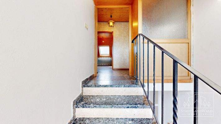 DG Eingang Wohnung 2