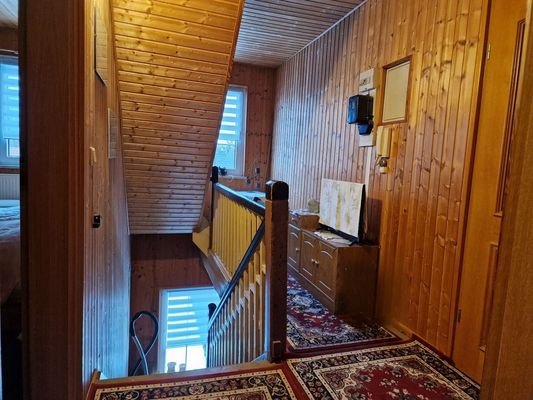 DG/ Einliegerwohnung - Flur / Treppenhaus