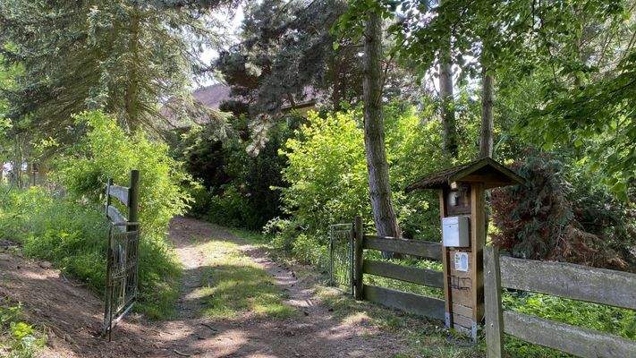 Grundstückseinfahrt