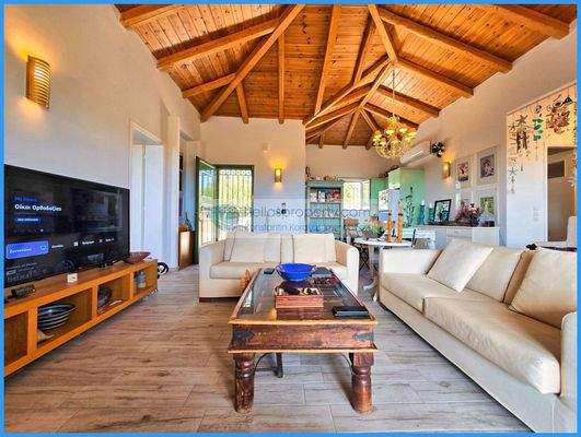 d3b20270732448818c09686f45389d50-original